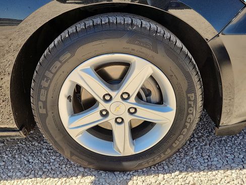 Used 2023 Chevrolet Malibu LS image 7