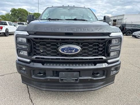 Used 2024 Ford F250 Lariat w/ Lariat Ultimate Package AWD/4WD image 11