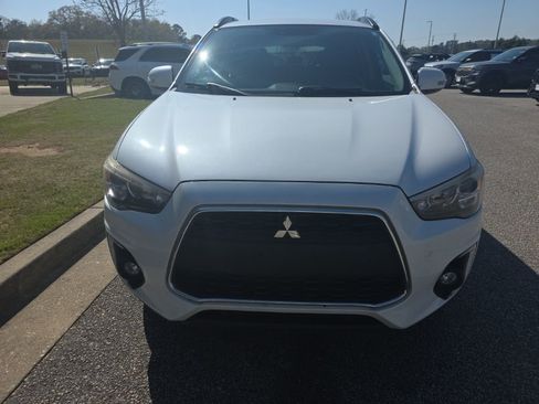 Used 2015 Mitsubishi Outlander Sport GT image 16