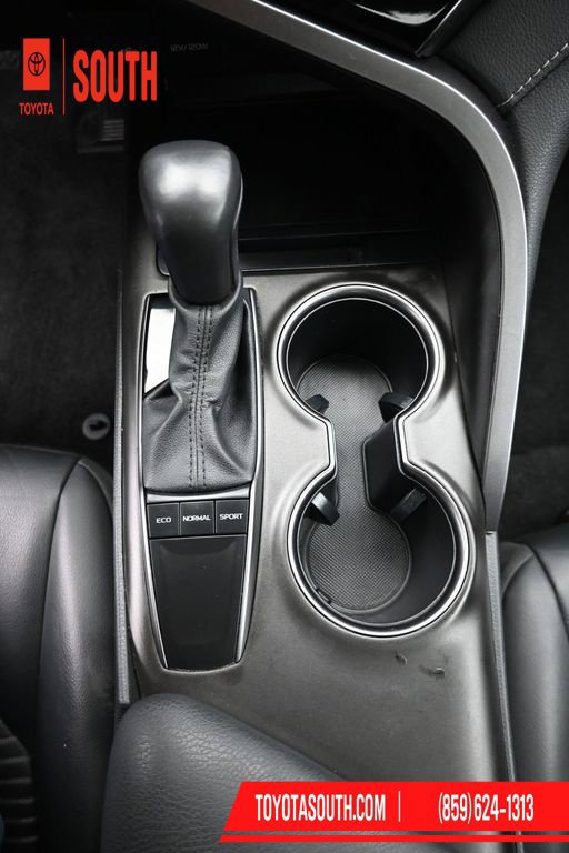 Used 2023 Toyota Camry SE w/ Convenience Package FWD image 22