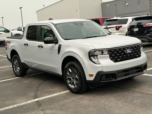 New 2026 Ford Maverick XLT w/ XLT Luxury Package AWD/4WD image 27