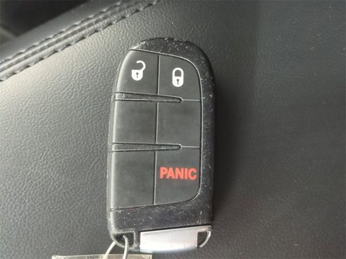 New 2025 Hyundai Venue Limited image 28