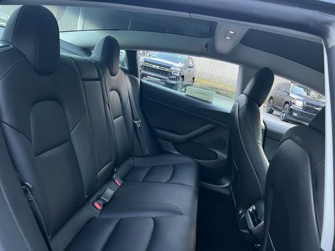 Used 2023 Tesla Model 3 Standard Range image 28