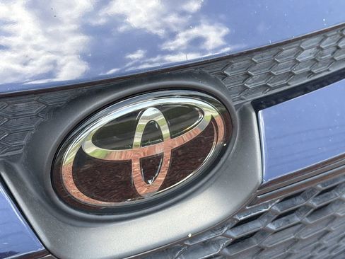 Used 2020 Toyota Corolla LE FWD image 31