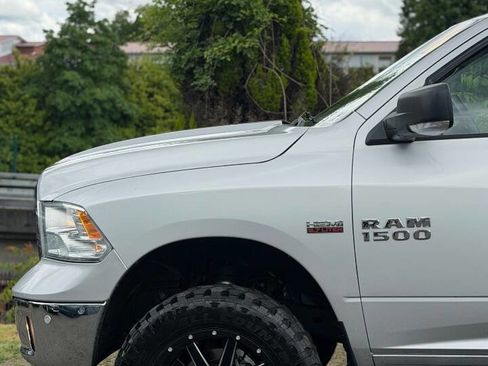 Used 2018 RAM 1500 Big Horn AWD/4WD image 3