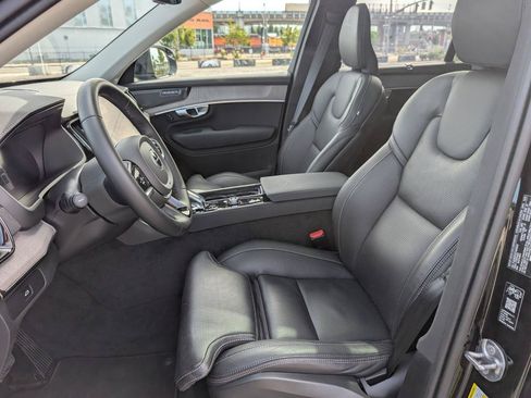 Used 2026 Volvo XC90 B6 Ultra AWD/4WD image 10