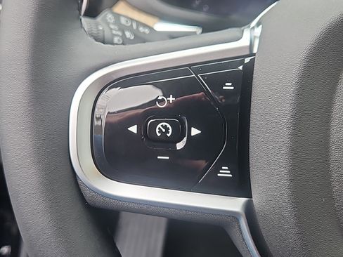 New 2026 Volvo XC60 T8 Ultra w/ Protection Package Premier image 16