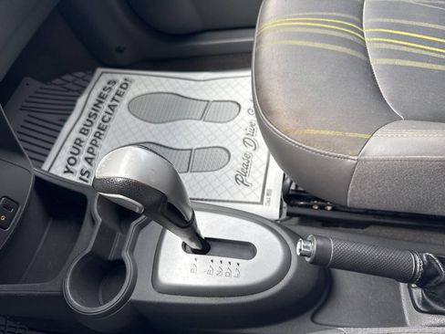 Used 2014 Chevrolet Spark LT image 28