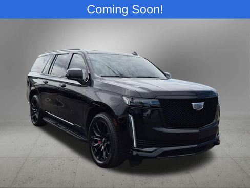 Used 2024 Cadillac Escalade ESV Sport Platinum w/ LPO, ONYX Package AWD/4WD image 8