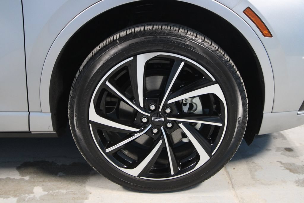 Used 2024 Lincoln Corsair Grand Touring w/ Equipment Group 301A AWD/4WD image 34