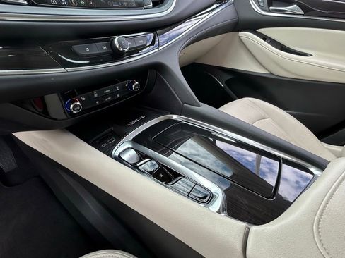 Used 2023 Buick Enclave Essence w/ Experience Buick Package FWD image 34
