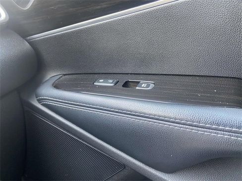 Used 2020 Kia Sorento S image 26