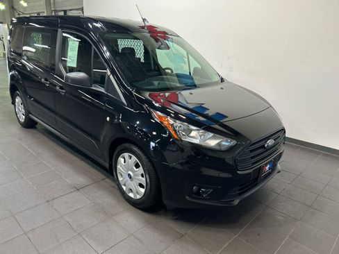Used 2022 Ford Transit Connect XLT image 2