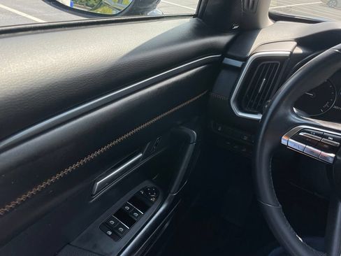 Used 2025 MAZDA CX-50 AWD 2.5 Hybrid w/ Premium Pkg image 23
