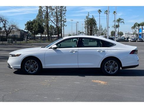 Certified 2025 Honda Accord EX-L image 2