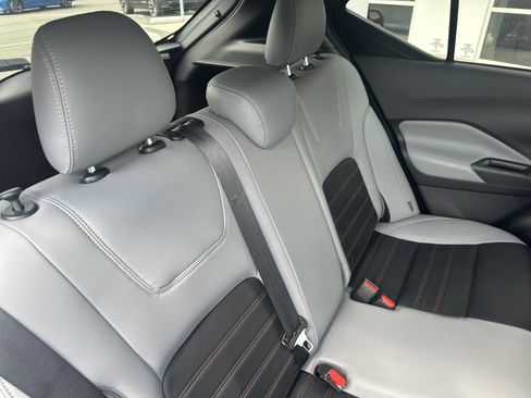 Used 2024 Nissan Kicks SR w/ SR Premium Package FWD image 27