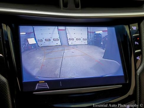 Certified 2018 Cadillac XTS Luxury FWD image 16
