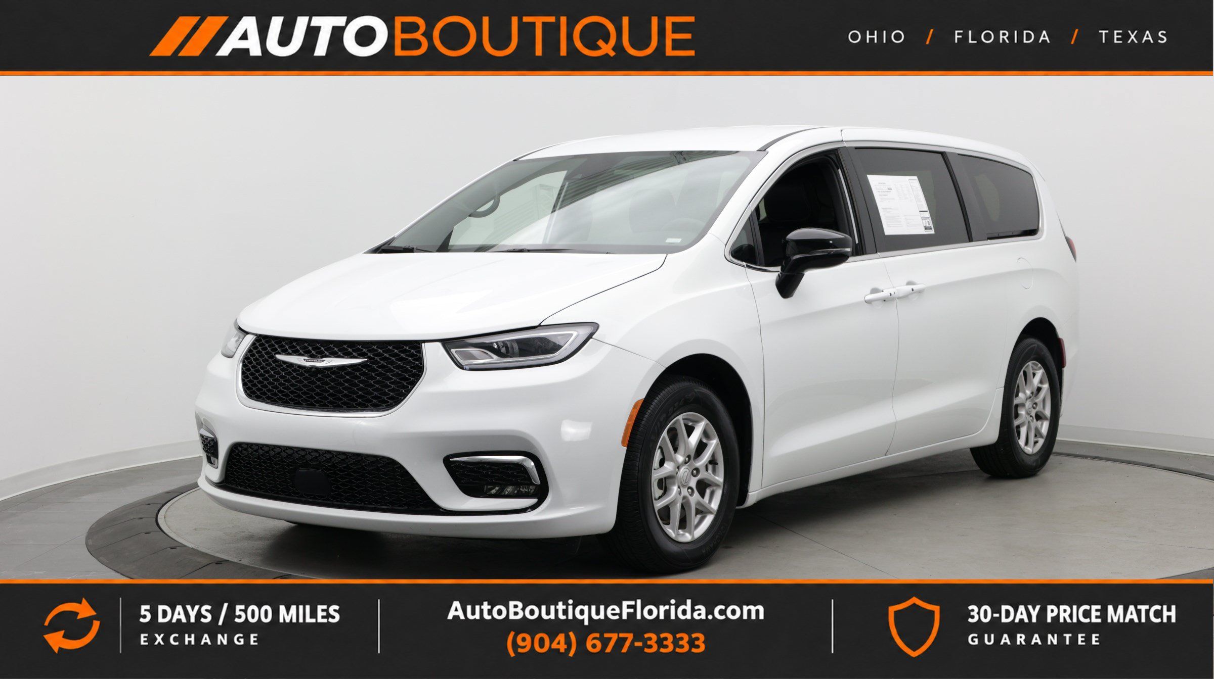 Used 2026 Chrysler Pacifica Select FWD image 1