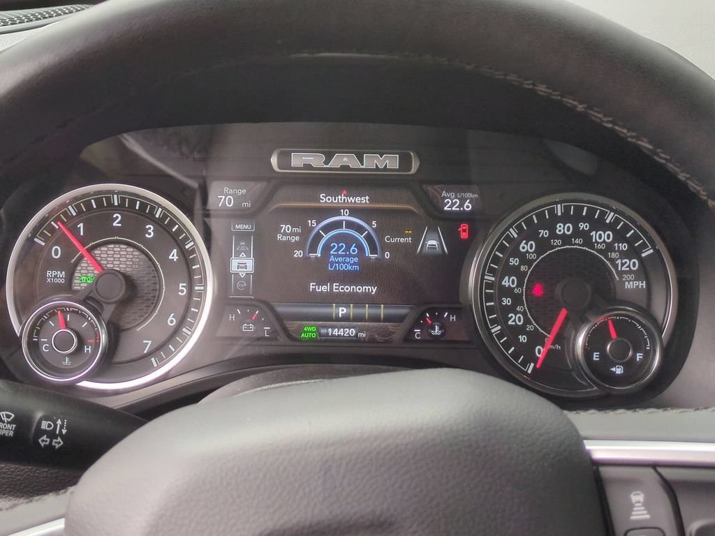 Used 2025 RAM 1500 Big Horn AWD/4WD image 17