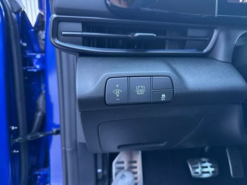 New 2026 Hyundai Elantra Sport FWD image 32