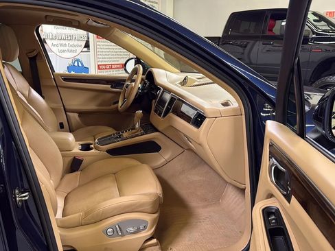 Used 2016 Porsche Macan S AWD/4WD image 13