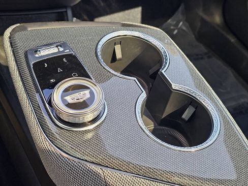 New 2026 Cadillac Optiq Sport 1 AWD/4WD image 32