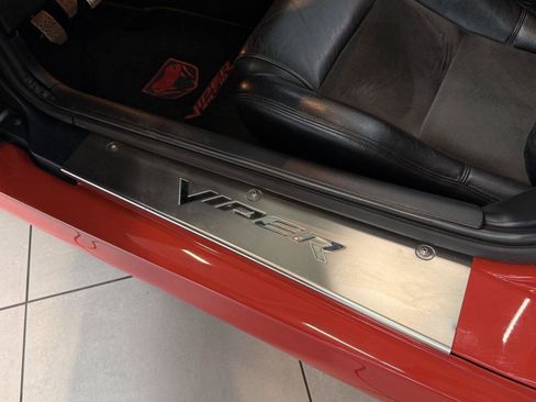 Used 2003 Dodge Viper SRT-10 RWD image 34
