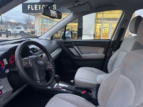 Used 2015 Subaru Forester 2.5i w/ Alloy Wheel Package image 9