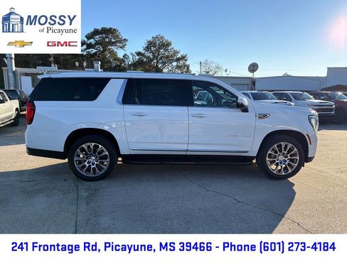 Certified 2025 GMC Yukon XL Denali image 7