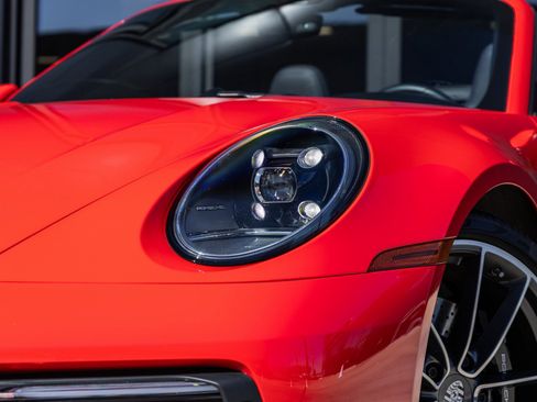 Certified 2020 Porsche 911 Carrera S image 18