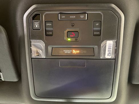 Certified 2025 Toyota Tacoma TRD Off-Road w/ TRD Off Road Premium Package image 29