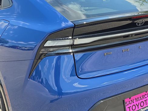 New 2026 Toyota Prius Plug-In Hybrid FWD image 28