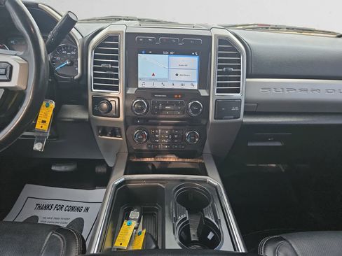 Used 2017 Ford F250 Lariat w/ Lariat Value Package image 11