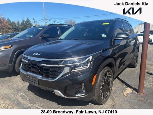 Certified 2024 Kia Seltos SX AWD/4WD image 1