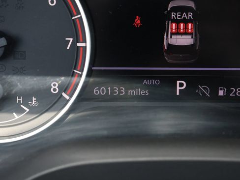 Used 2025 Nissan Rogue SV AWD/4WD image 4
