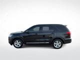 Used 2019 Ford Explorer XLT image 5
