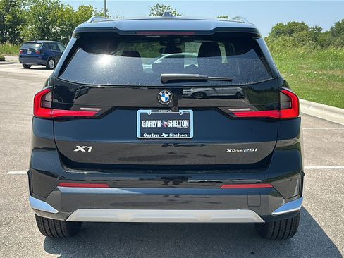 New 2025 BMW X1 xDrive28i w/ Technology Package image 7