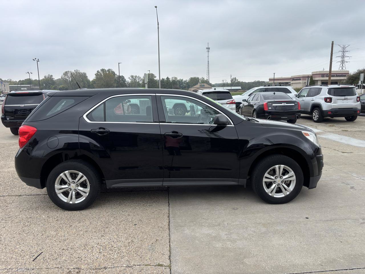 Used 2013 Chevrolet Equinox LS FWD image 3