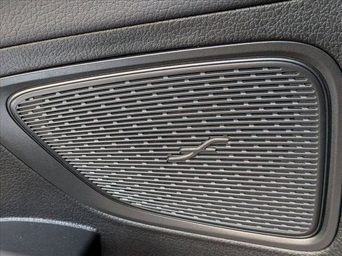 Used 2022 Mercedes-Benz C 300 Sedan image 15