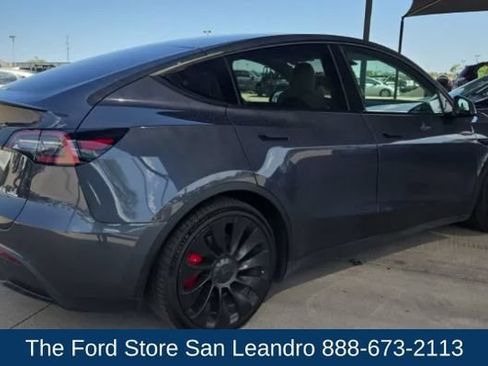 Used 2022 Tesla Model Y Performance AWD/4WD image 7