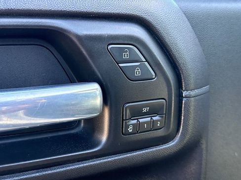 Used 2021 Chevrolet Silverado 2500 LTZ w/ LTZ Convenience Package image 22