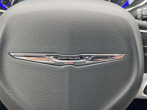 New 2026 Chrysler Pacifica Select AWD/4WD image 54