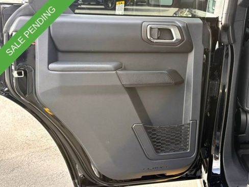 New 2025 Ford Bronco Badlands image 32