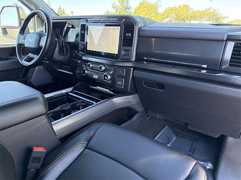 Used 2023 Ford F250 Lariat w/ Lariat Ultimate Package image 35