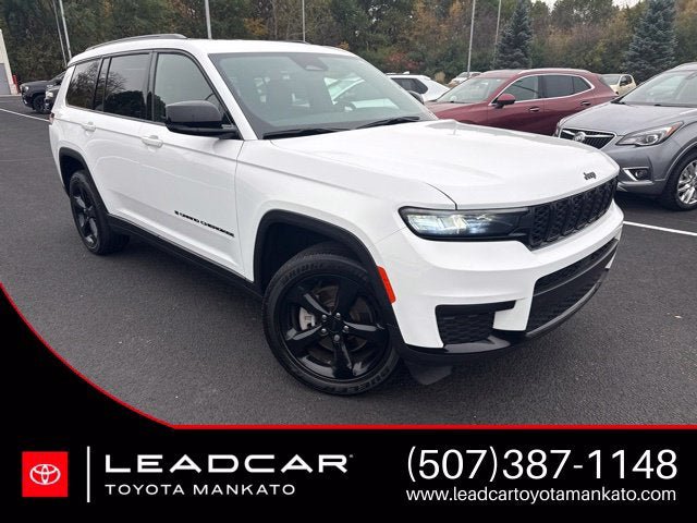 Used 2023 Jeep Grand Cherokee L Laredo AWD/4WD image 1