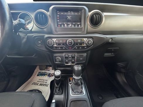 Used 2021 Jeep Gladiator Sport AWD/4WD image 11