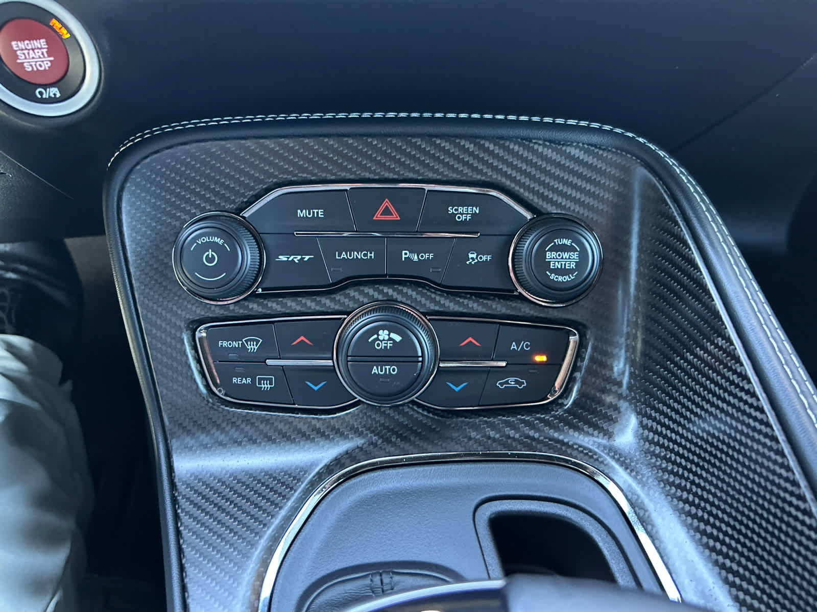 Used 2022 Dodge Challenger SRT Hellcat w/ Plus Package RWD image 19