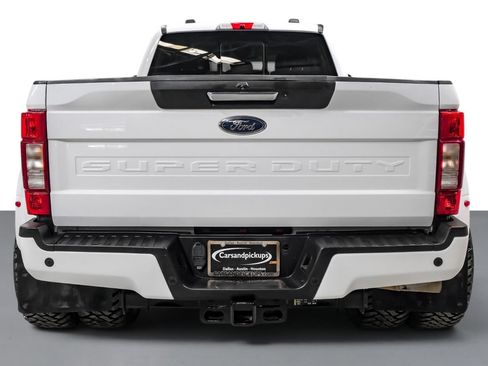Used 2022 Ford F350 Lariat w/ Lariat Value Package AWD/4WD image 8
