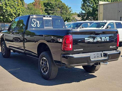 New 2026 RAM 2500 Laramie AWD/4WD image 5