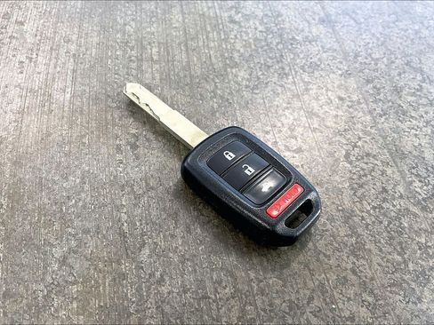 Used 2016 Honda Accord Sport image 11